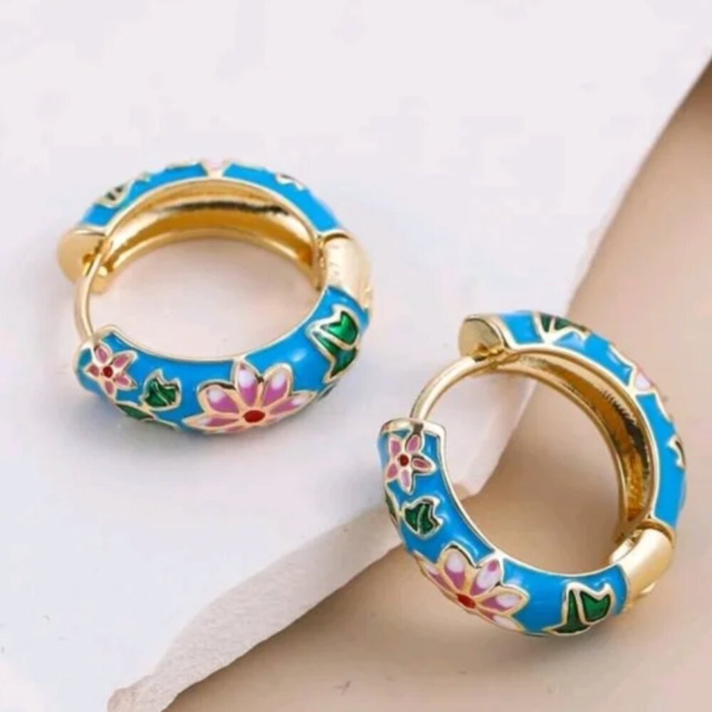 Revolve Petit Moments Art Deco Floral Enamel Mini Hoops in Blue